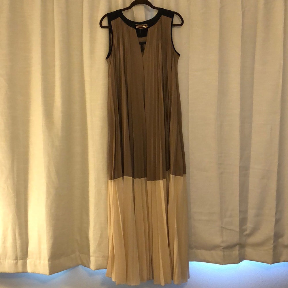 BCBG MAXAZRIA Adelaide Dress two-tone